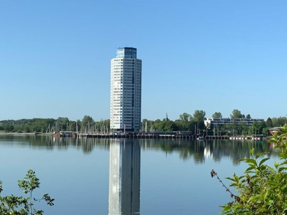 Ferienwohnung Im Wikingturm Шлезвиг Экстерьер фото